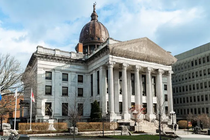 Salomon & Aquino, LLC 4