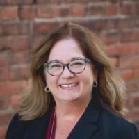 Dolan & Dolan, P.A: Eileen McCarthy Born, Estate Planning Attorney ico
