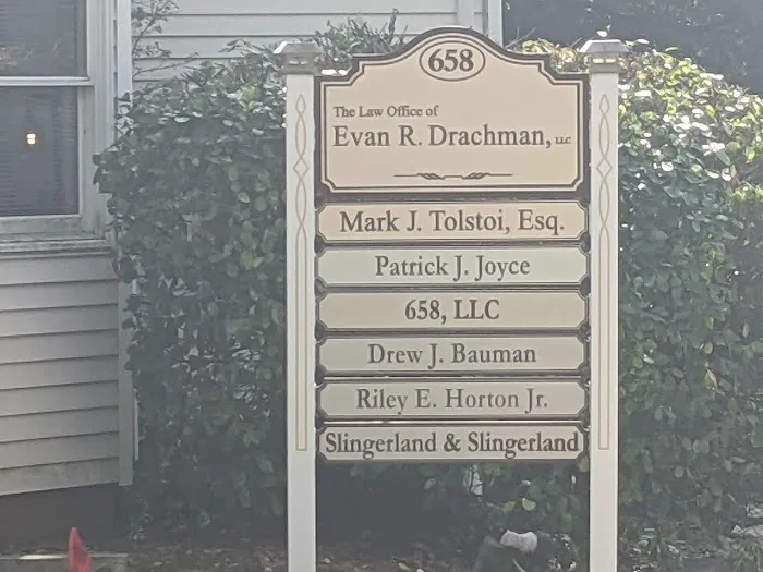 Law Offices Of Riley Horton 4
