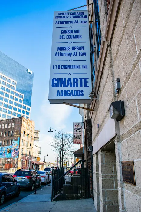Ginarte Gonzalez & Winograd, LLP 5