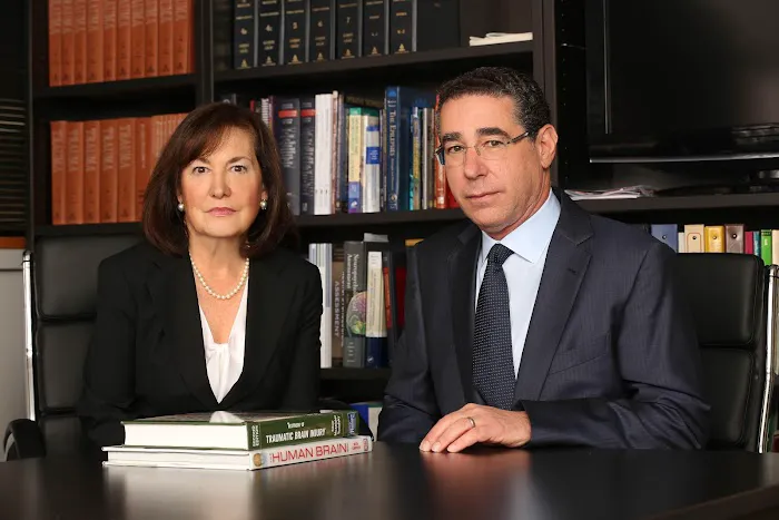 De Caro & Kaplen, LLP 4