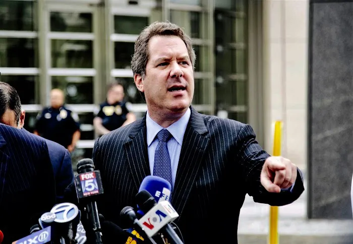 Law Offices of Jeffrey Lichtman 4