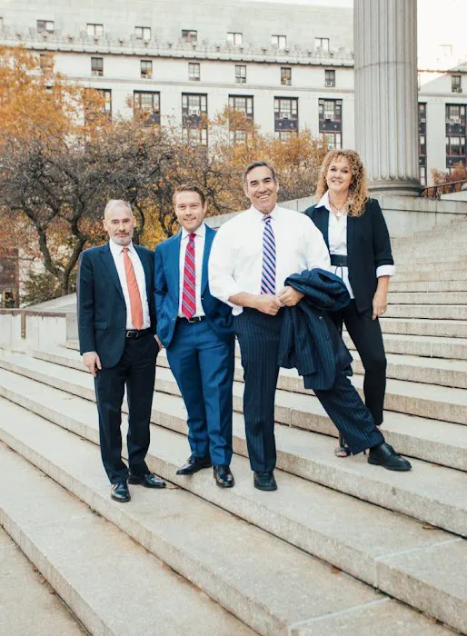 Roth & Roth LLP 4