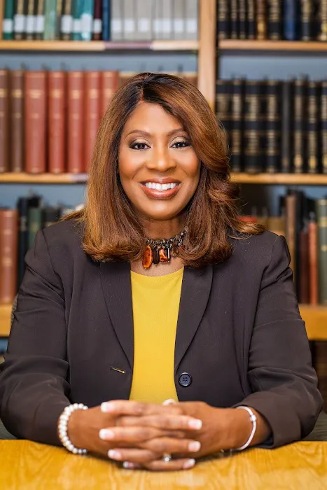 Law Office of Lesly R Devereaux 4