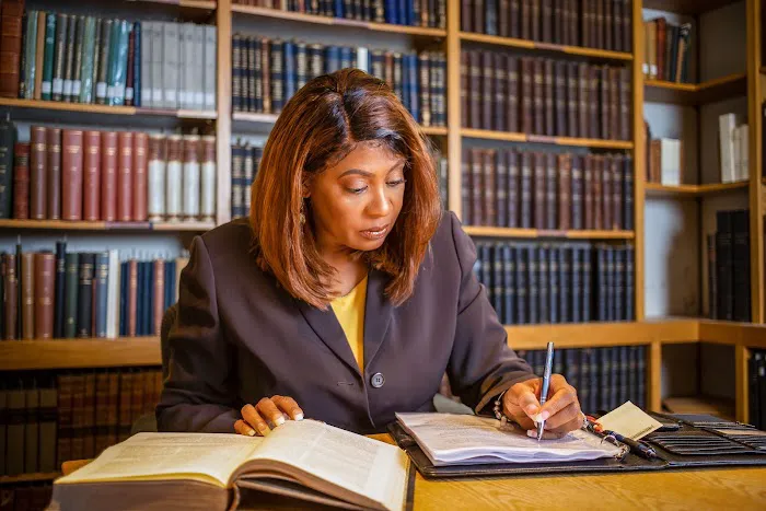Law Office of Lesly R Devereaux 4