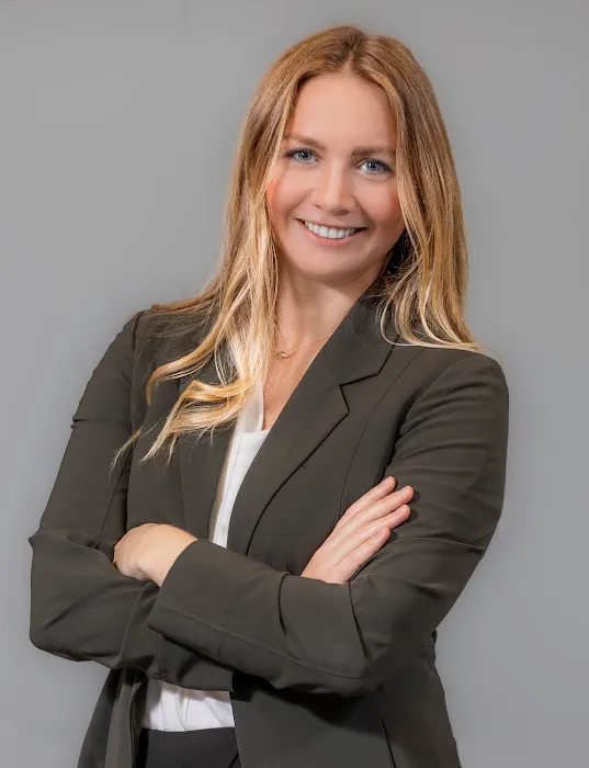 Einbinder & Dunn LLP 3