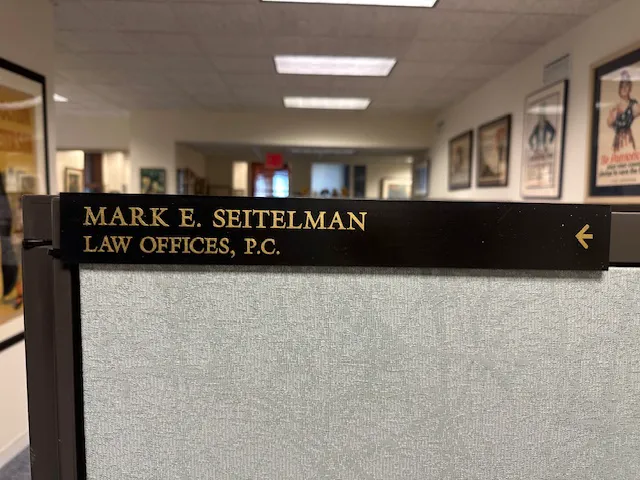 Mark E. Seitelman Law Offices - Accident & Injury Attorneys 4