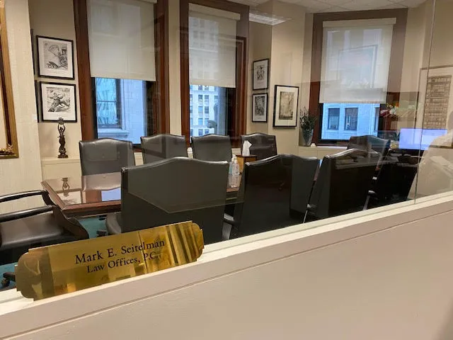 Mark E. Seitelman Law Offices - Accident & Injury Attorneys 4