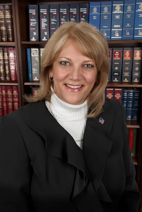 The Law Offices of Maureen Vella 4