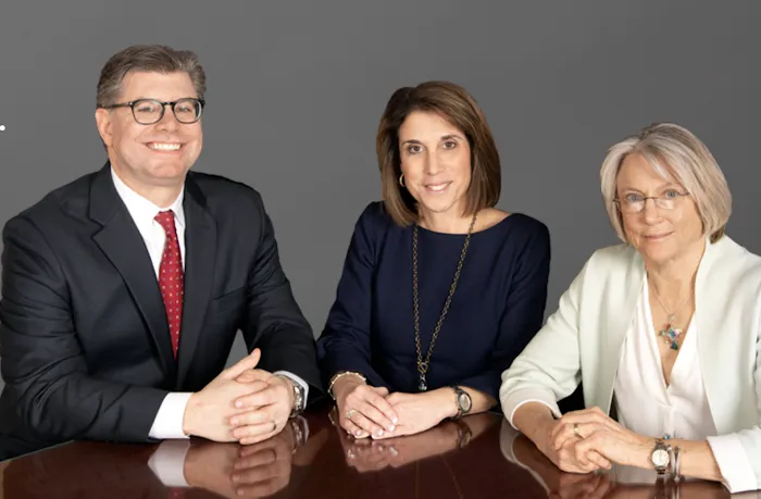 Ulrichsen Rosen & Freed LLC 4