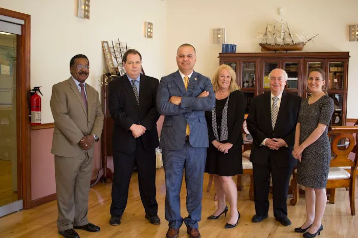 CourtLaw Injury Lawyers 4