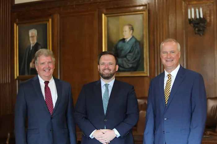 McDonald & MacGregor, LLC 4