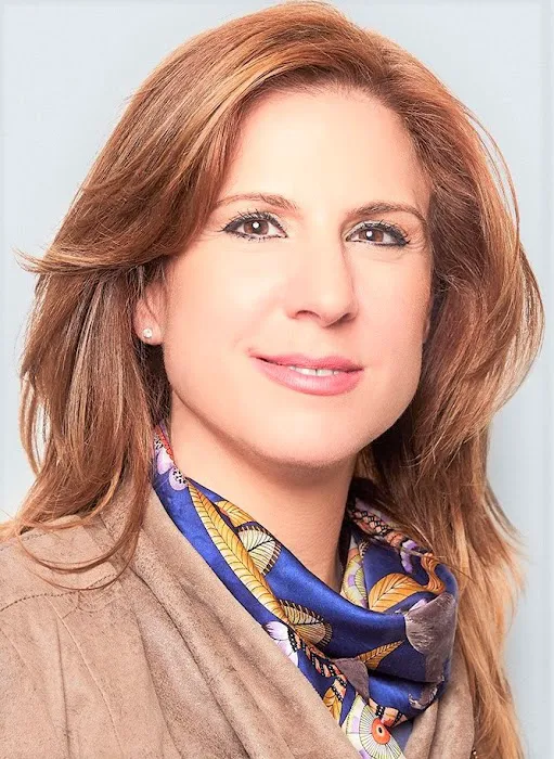 Marion Conde Esq. 4
