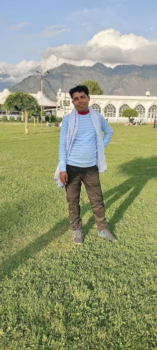 Salim Sheikh 4