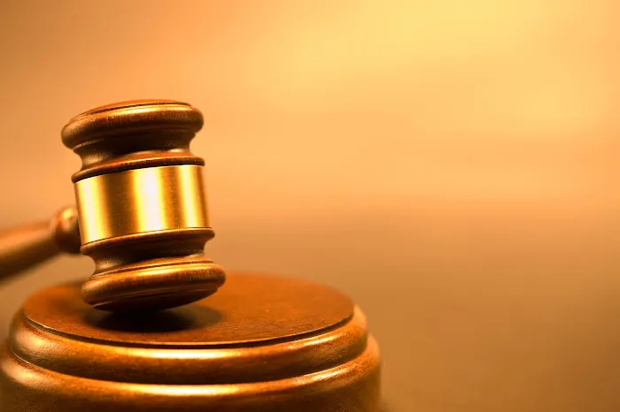 Strauch & Kiernan LLP 4
