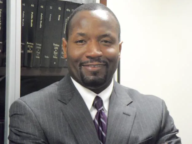 Law Offices of Sanders L. Denis 4