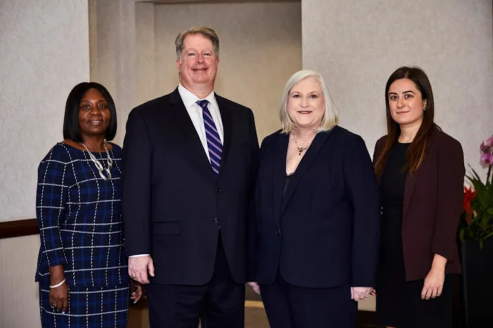 The Knee Law Firm, LLC 4