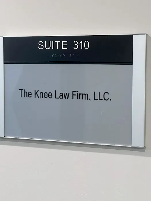 The Knee Law Firm, LLC 4