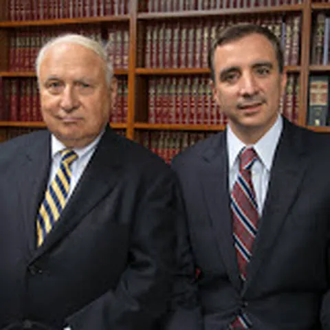 Greenspan & Greenspan Injury Lawyers 4