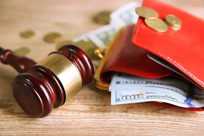 The Law Offices of Thomas J. Lavin 4