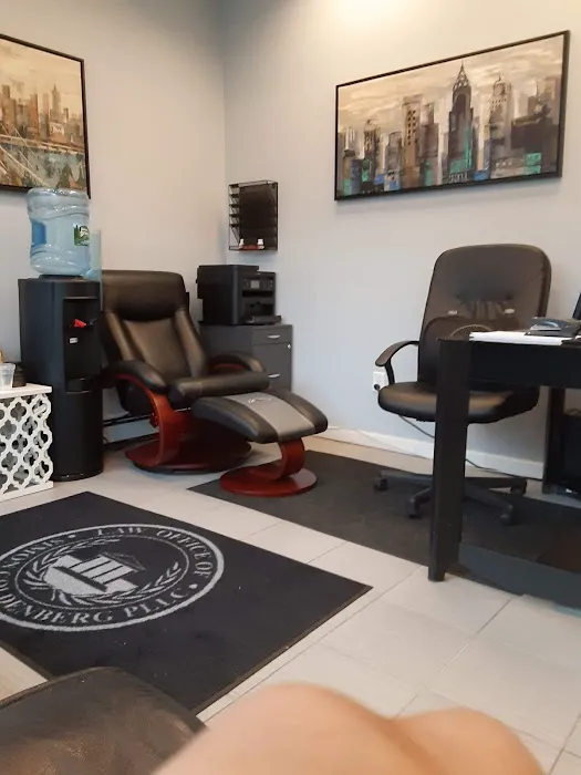 Law Office of Maaria Mahmood 4