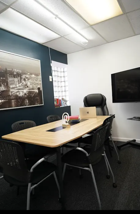Latinos Solution Center 5