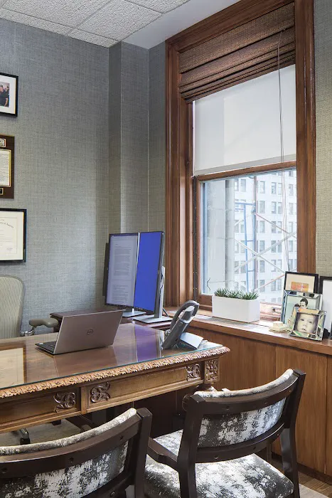 Anthony Makarov, Personal Injury Attorney 4