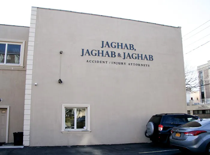 Jaghab, Jaghab & Jaghab 4