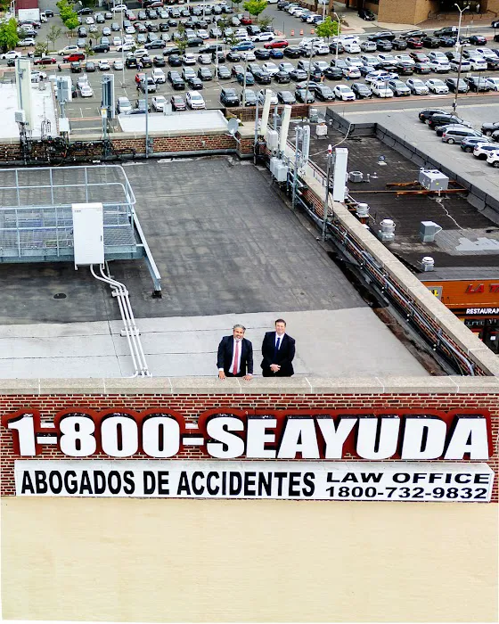 1(800)SEAYUDA Abogados de Accidentes 4