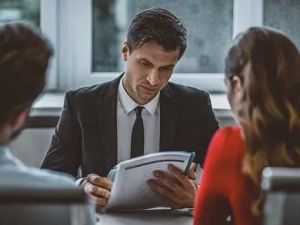 Finding the Right Divorce Lawyer with Custody Expertise: A Personal Journey