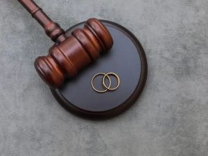 Top-Rated Divorce Lawyers for Asset Division: Expert Legal Advice