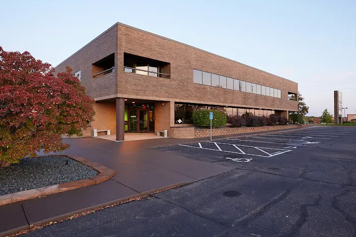 WASHINGTON DRIVE EXECUTIVE CENTER 4