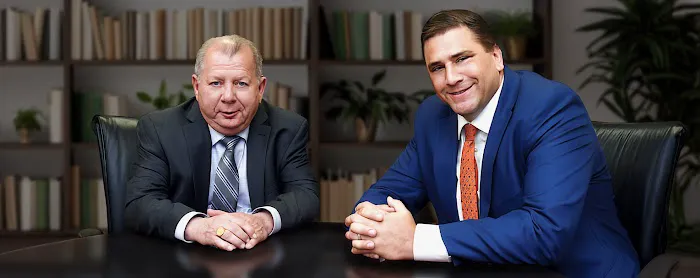Minenko Law, LLC 5