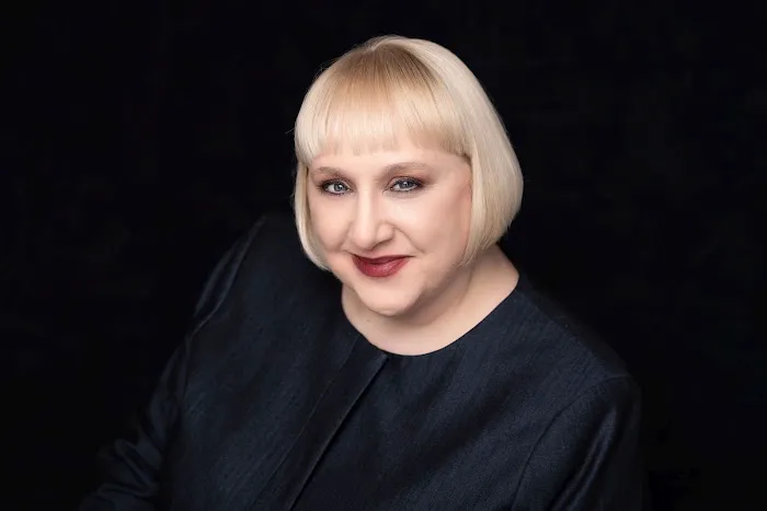 Vicki Anderson Immigration Law, LLC 4