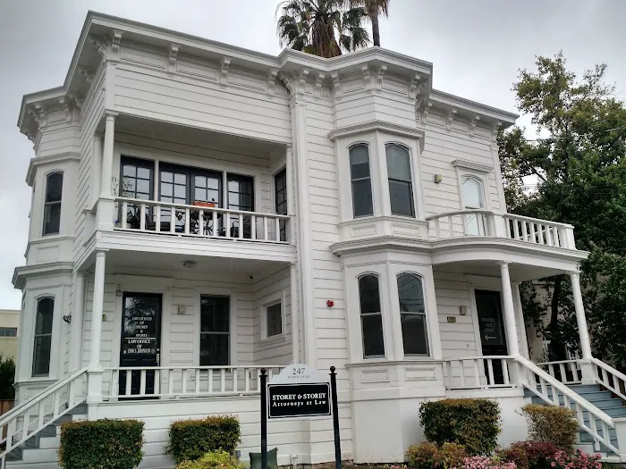Law Offices of Storey and Storey 5