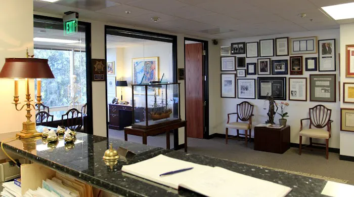 Alexander Law Group, LLP 5