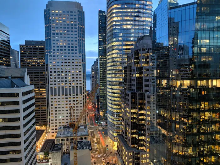 Munger, Tolles & Olson LLP 5