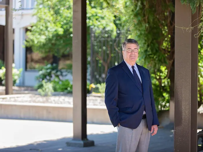 Fernandez & Moloney PLLC 5