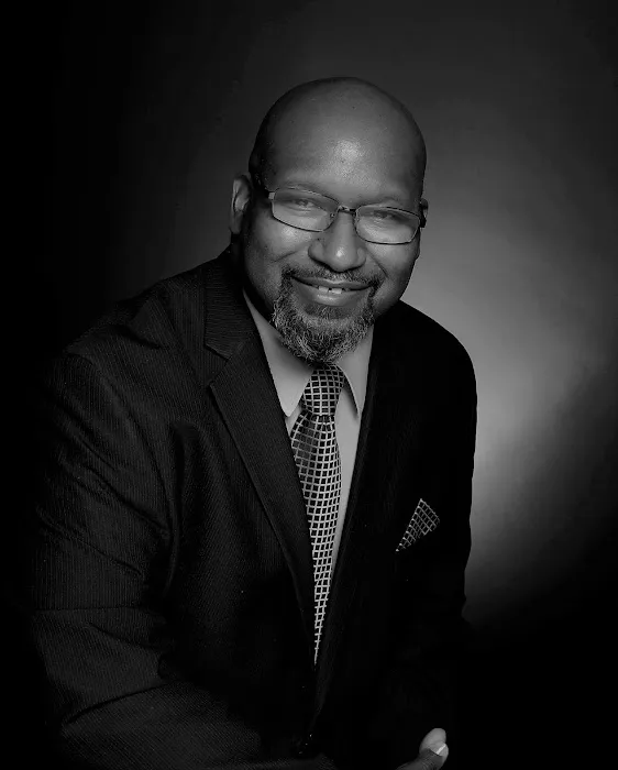 Law Offices of Attorney Arnold J. Lizana III 5