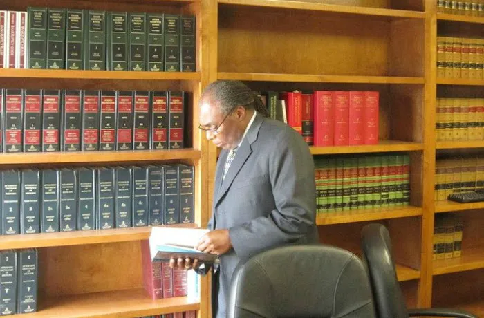 Leon Hicks, Attorney At Law 4