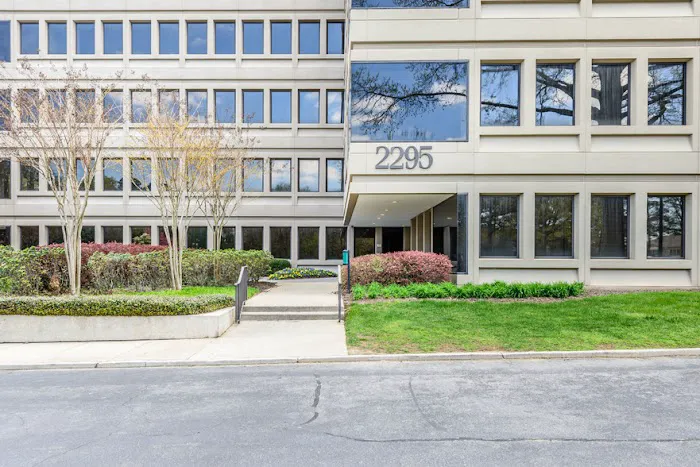 Velloza & Associates, LLC 5