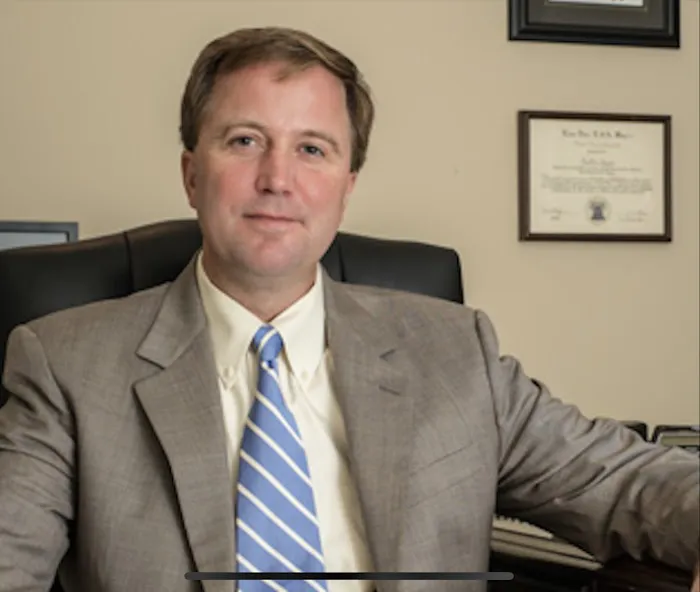 Justin H. Hayes, P.C. | Pillow Hayes Family Law 5