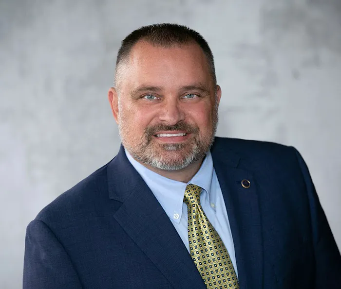 Christopher H. Elliott 5
