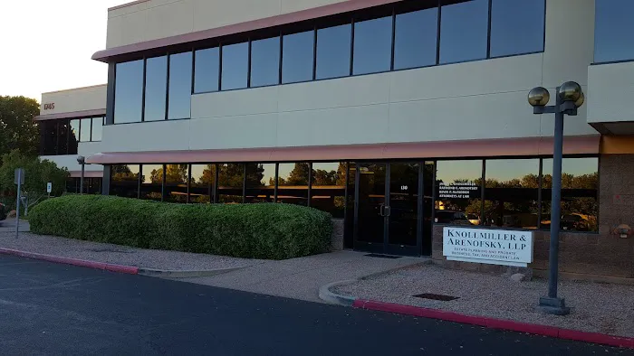 Knollmiller & Arenofsky, LLP 5