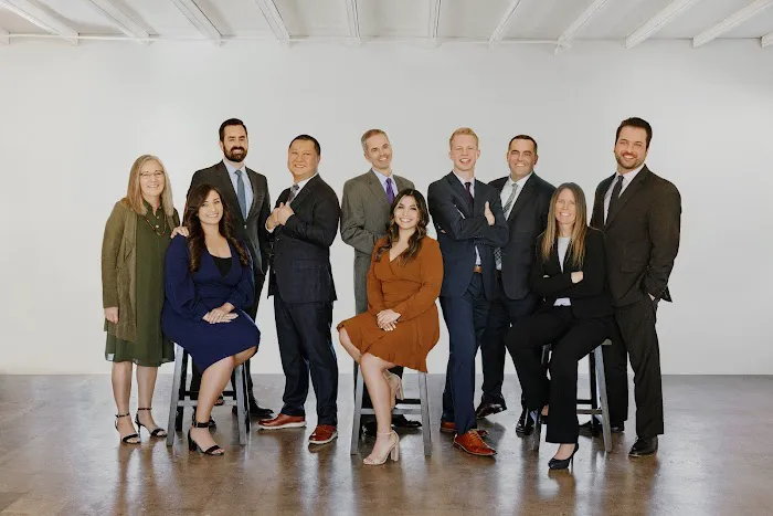 Abogado Adam Ashby, Esq. 5