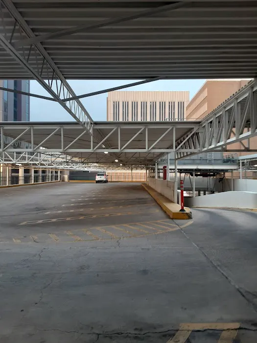 Central Court Building 4