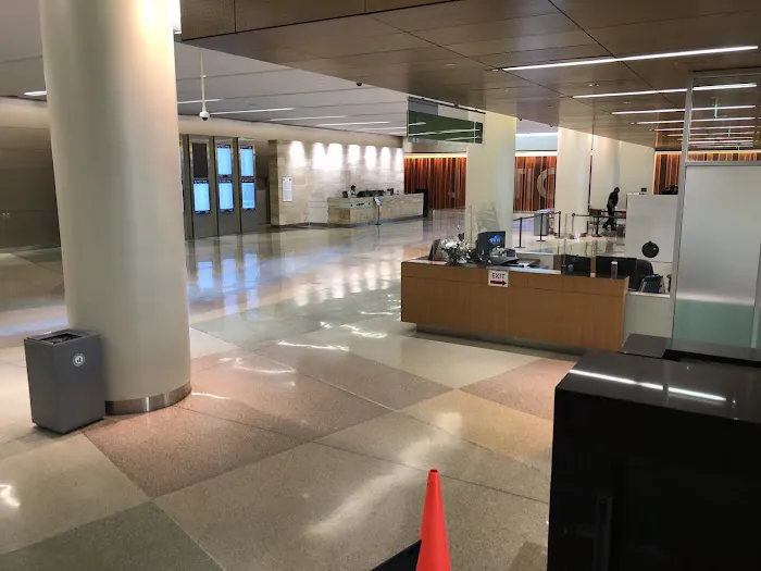 Central Court Building 4