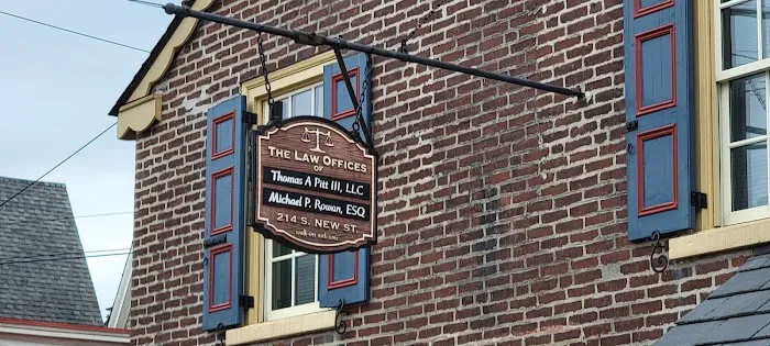 Thomas A Pitt III Law Office 4
