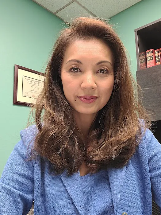 Jennifer Le Law Office 4