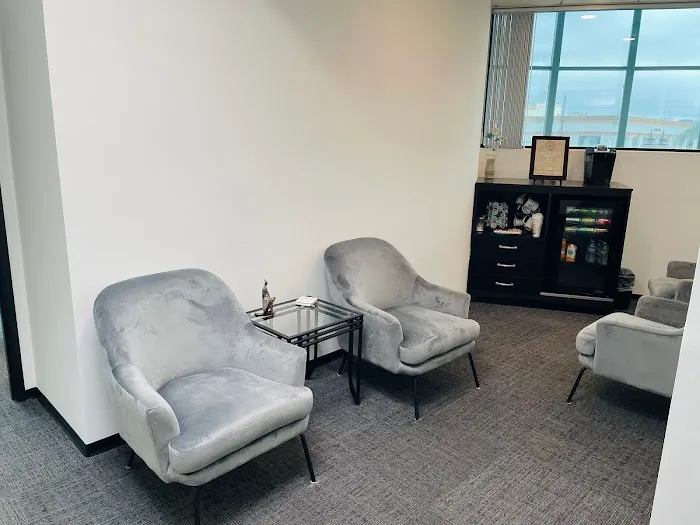 Law Offices of Charles Stoddard - Criminal Law & DUI Attorney 4